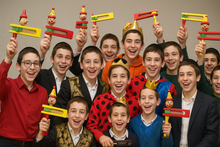 Load image into Gallery viewer, Colorful Wooden Gragger Grogger Noise Maker 5.72 x 4.91 inches Color Party Graggers for Party Favors Holiday Celebration