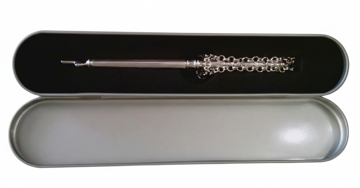 Torah/Book Pointer Yad Hand Pointer Silver Finish Great bar bat Mitzvah Gift with a 20cm Bead Charm in Gift Box
